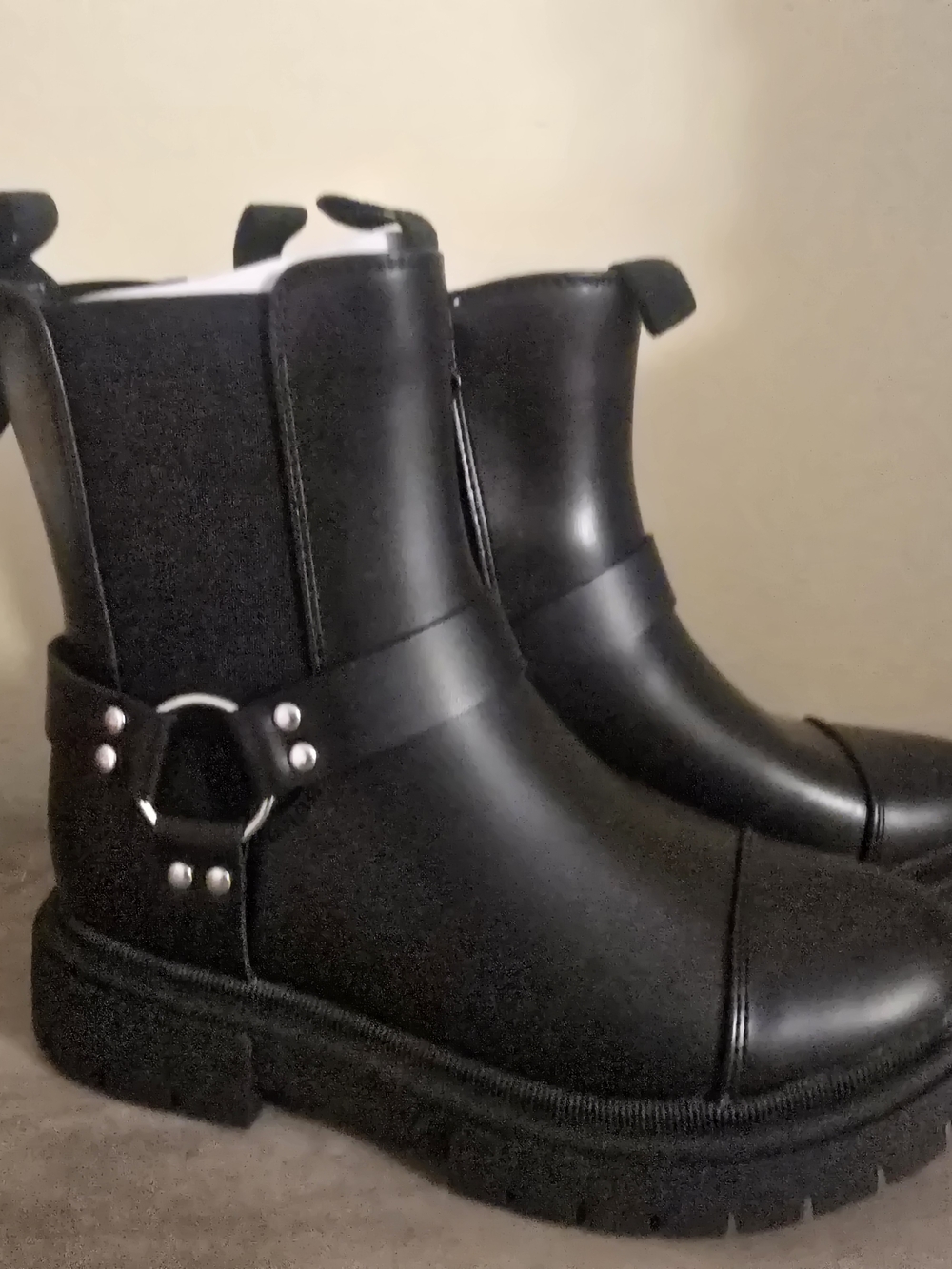 Black Boots - Girls
